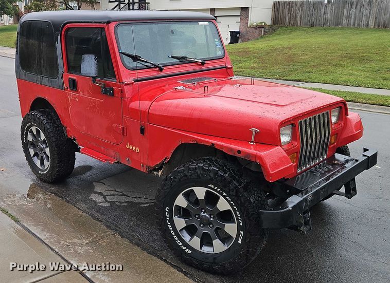 image for item EO4687 1995 Jeep Wrangler SUV