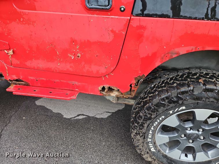 image for item EO4687 1995 Jeep Wrangler SUV