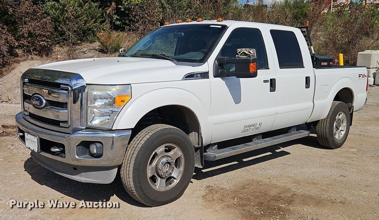 image for item EO4705 2011 Ford F350 Super Duty XLT Crew Cab pickup truck