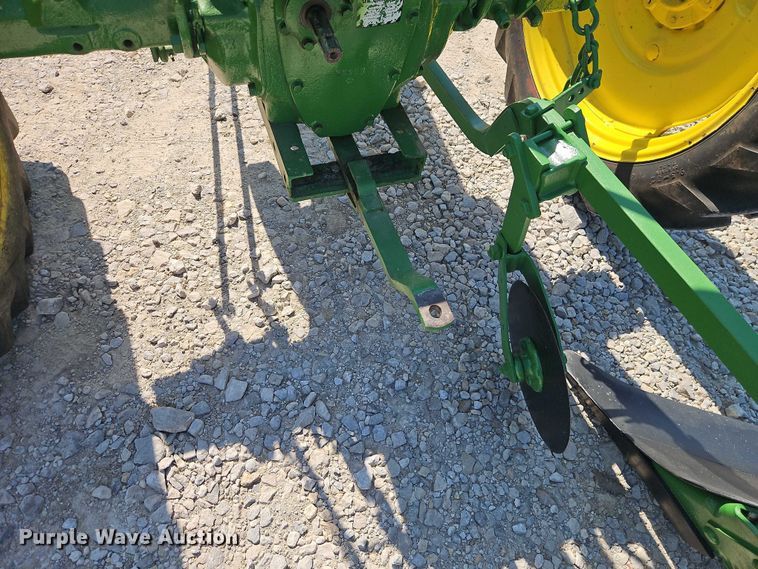 image for item EO4706 1939 John Deere H tractor