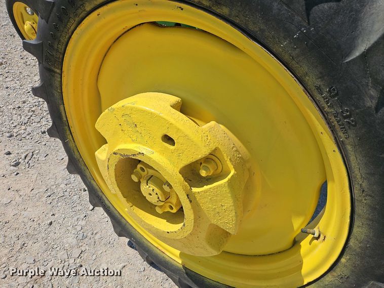 image for item EO4706 1939 John Deere H tractor