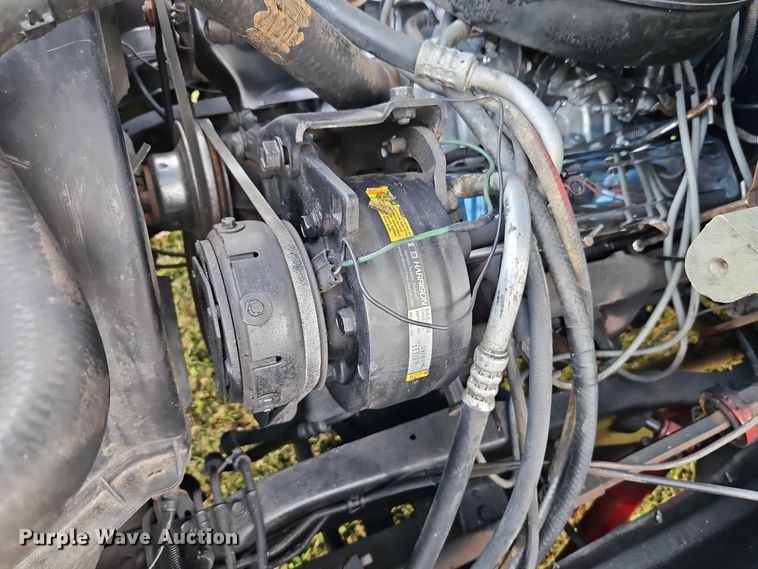 image for item EO4711 1981 Chevrolet Cheyenne K10 pickup truck