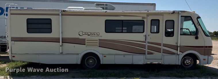image for item EP0514 1994 Fleetwood Coronado Pace Arrow RV