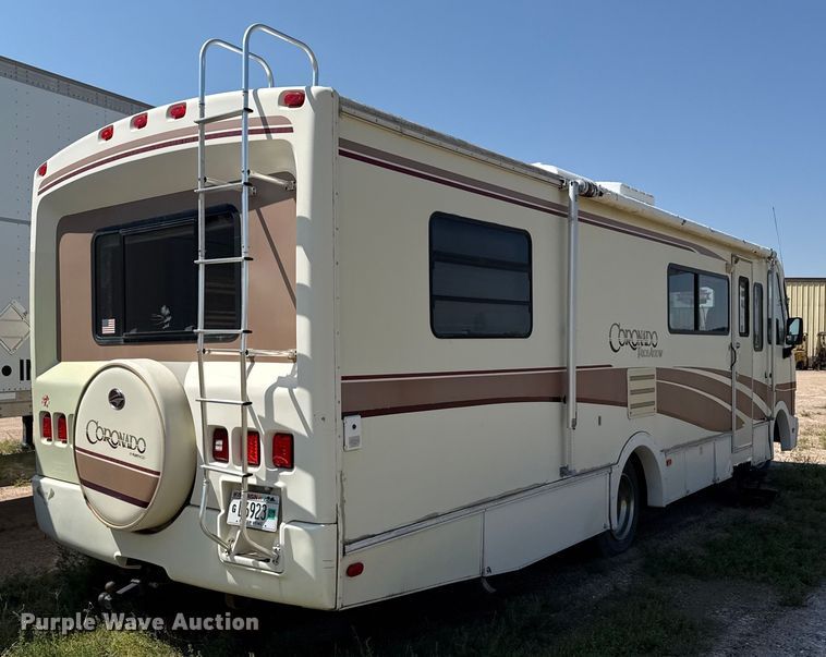 image for item EP0514 1994 Fleetwood Coronado Pace Arrow RV