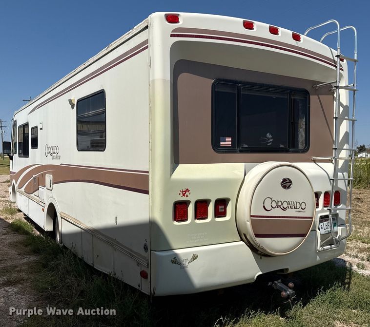 image for item EP0514 1994 Fleetwood Coronado Pace Arrow RV