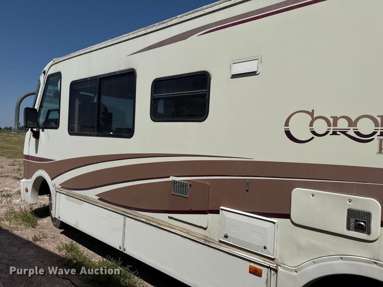image for item EP0514 1994 Fleetwood Coronado Pace Arrow RV