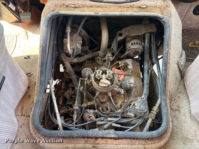 image for item EP0514 1994 Fleetwood Coronado Pace Arrow RV