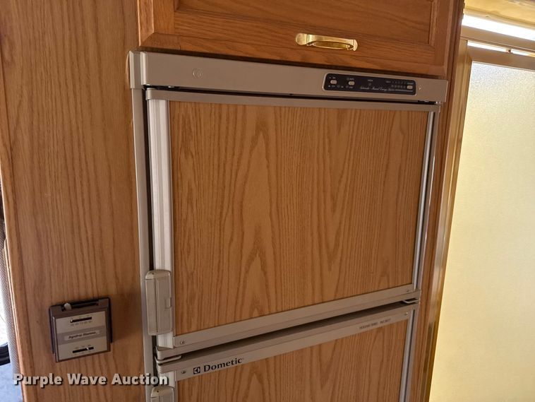 image for item EP0514 1994 Fleetwood Coronado Pace Arrow RV