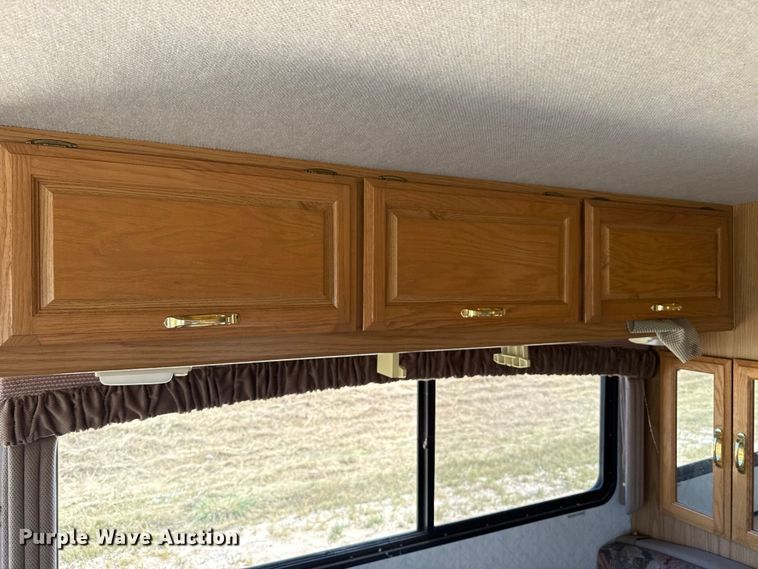 image for item EP0514 1994 Fleetwood Coronado Pace Arrow RV