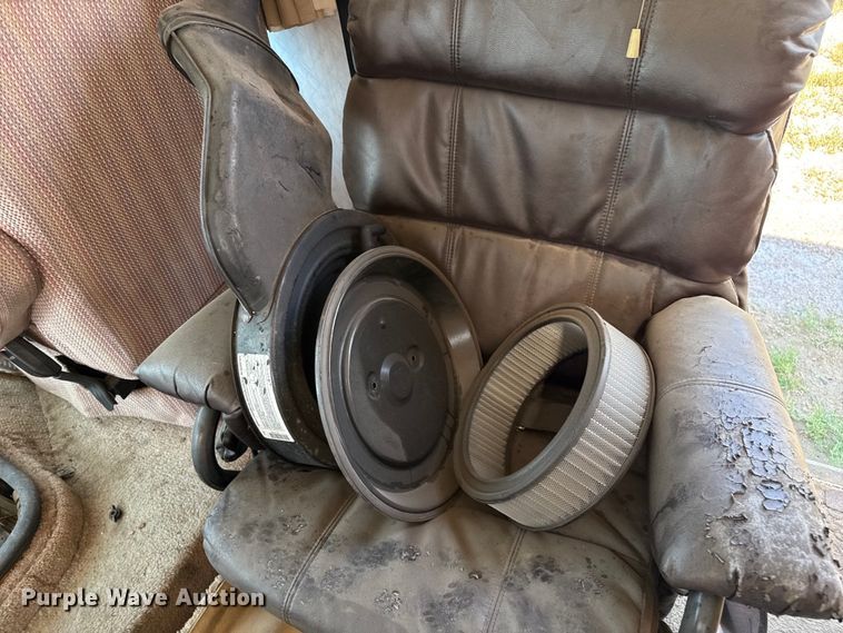 image for item EP0514 1994 Fleetwood Coronado Pace Arrow RV