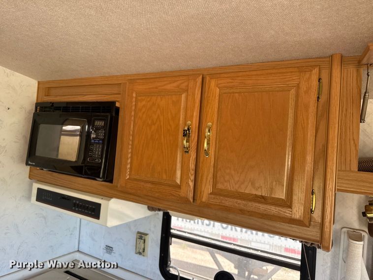 image for item EP0514 1994 Fleetwood Coronado Pace Arrow RV