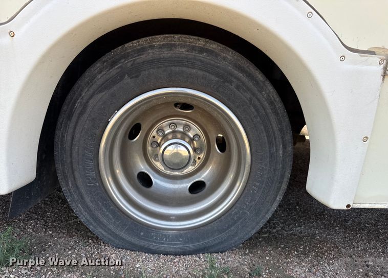 image for item EP0514 1994 Fleetwood Coronado Pace Arrow RV