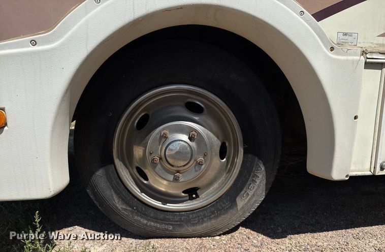 image for item EP0514 1994 Fleetwood Coronado Pace Arrow RV