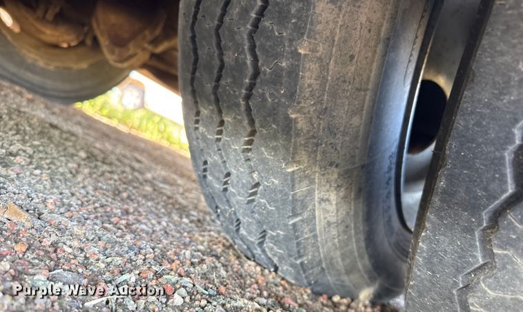 image for item EP0514 1994 Fleetwood Coronado Pace Arrow RV