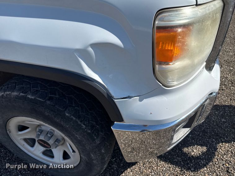 image for item EP0688 2014 GMC Sierra 1500 pickup truck