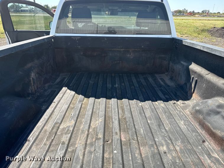 image for item EP0688 2014 GMC Sierra 1500 pickup truck