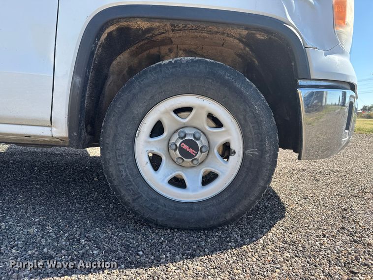 image for item EP0688 2014 GMC Sierra 1500 pickup truck