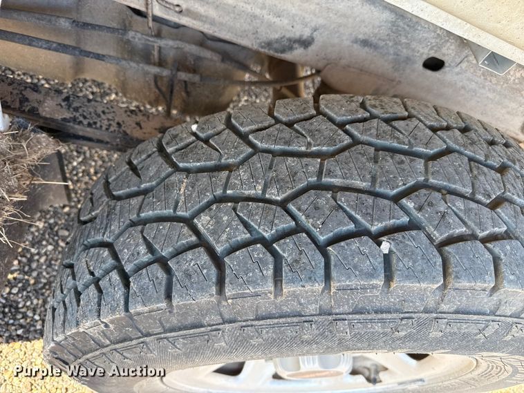 image for item EP0688 2014 GMC Sierra 1500 pickup truck