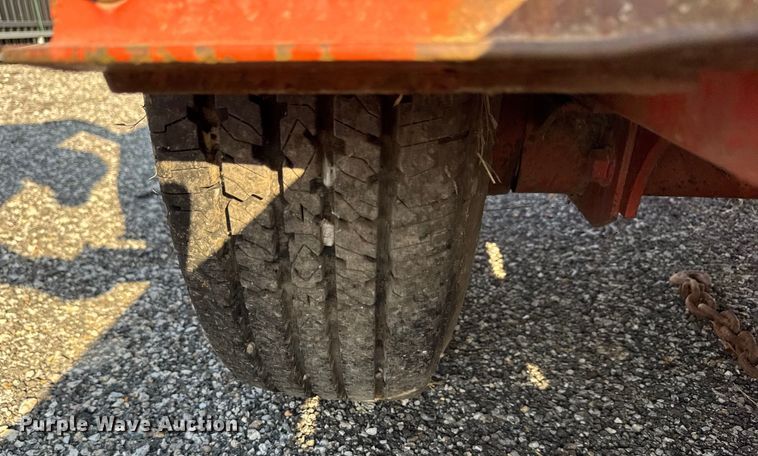 image for item ER0174 2004 Ditch witch S7B tilt deck equipment trailer