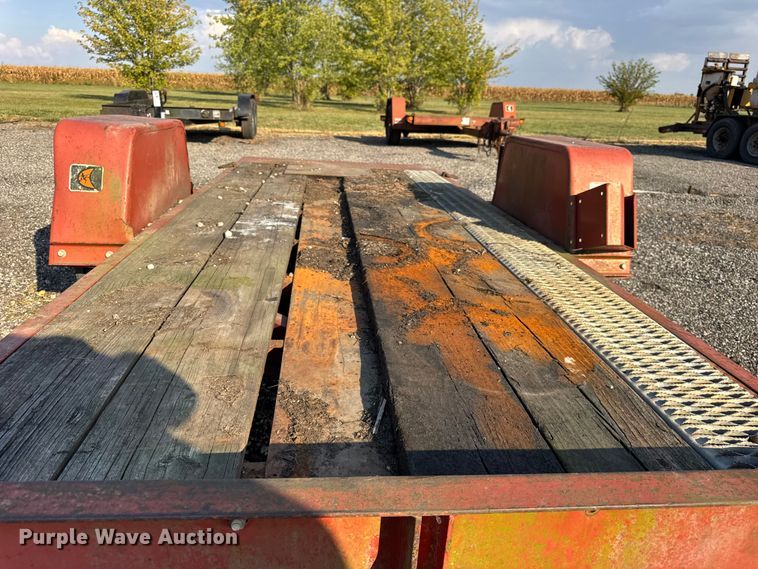 image for item ER0176 2005 Ditch witch S7B tilt deck equipment trailer