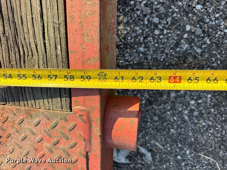 image for item ER0176 2005 Ditch witch S7B tilt deck equipment trailer