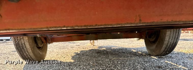 image for item ER0176 2005 Ditch witch S7B tilt deck equipment trailer