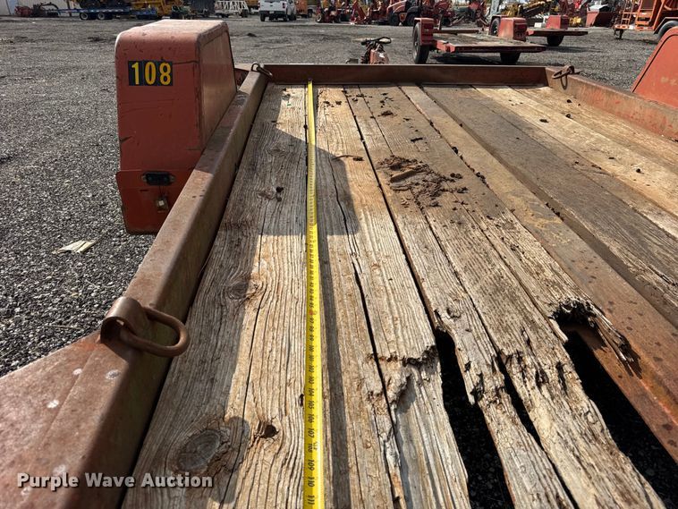 image for item ER0177 1988 Ditch witch S4A tilt deck equipment trailer