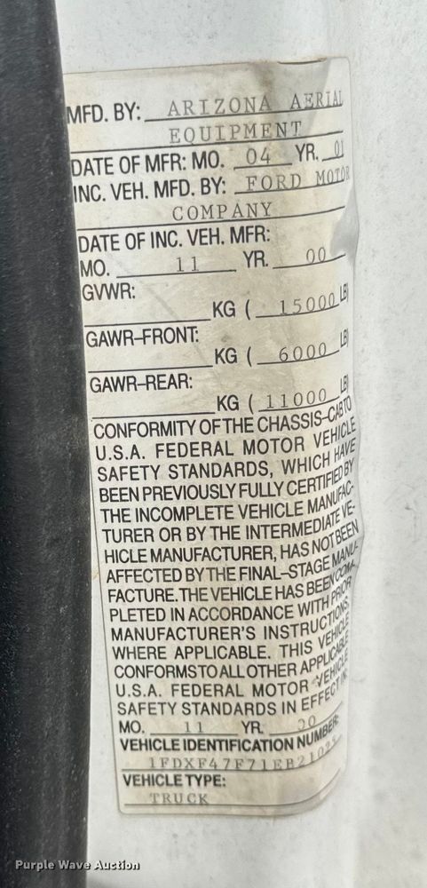 image for item ER0182 2001 Ford F450 Super Duty truck cab and chassis