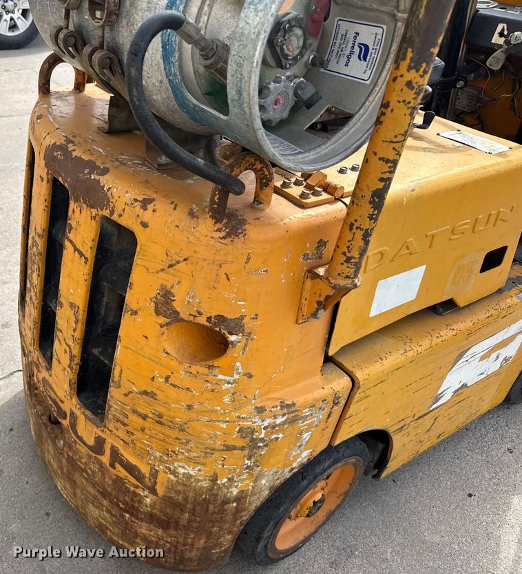 image for item ER2490 Carson CFG103-1 forklift