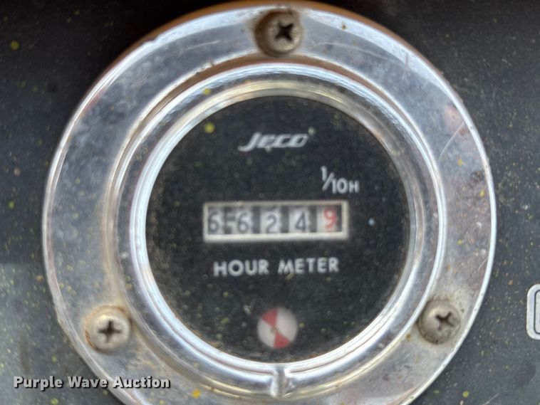 image for item ER2490 Carson CFG103-1 forklift