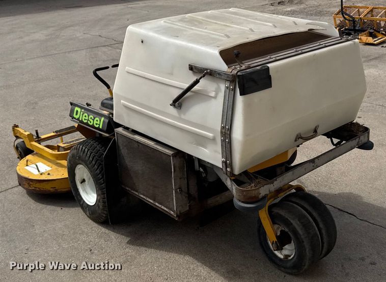 image for item ER2491 Walker ZTR lawn mower