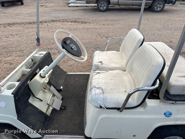 image for item ER2494 Yamaha golf cart