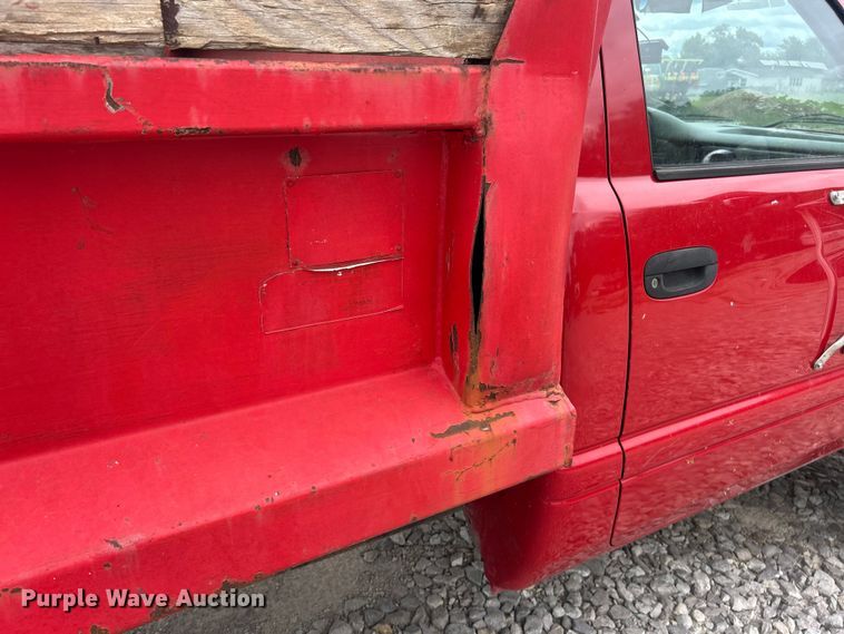 image for item ET3080 1997 Dodge Ram 3500 dump bed pickup truck
