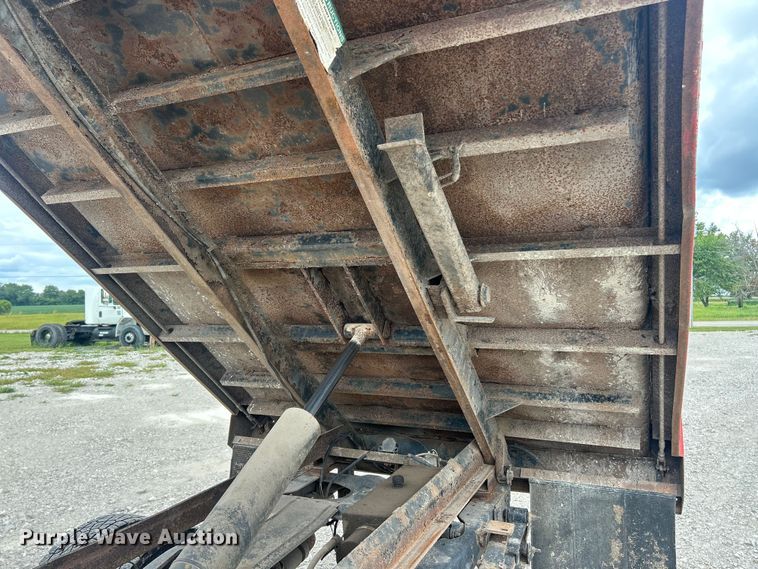 image for item ET3080 1997 Dodge Ram 3500 dump bed pickup truck