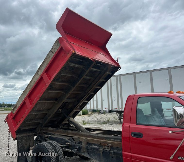image for item ET3080 1997 Dodge Ram 3500 dump bed pickup truck