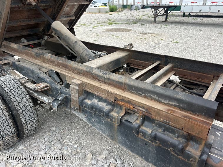 image for item ET3080 1997 Dodge Ram 3500 dump bed pickup truck