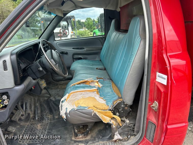 image for item ET3080 1997 Dodge Ram 3500 dump bed pickup truck