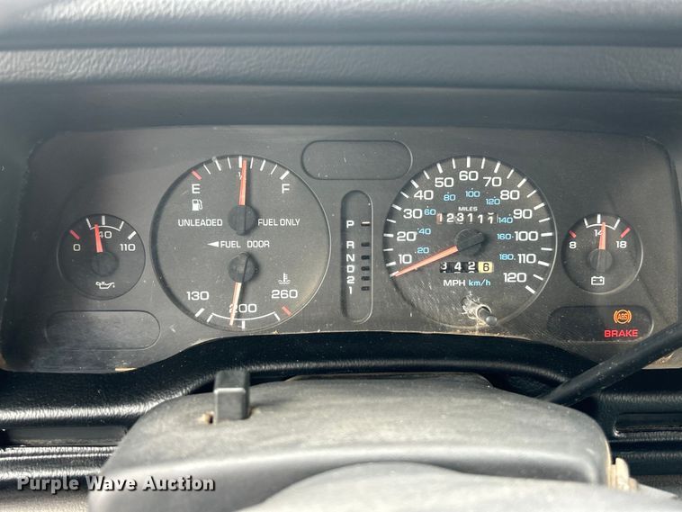 image for item ET3080 1997 Dodge Ram 3500 dump bed pickup truck