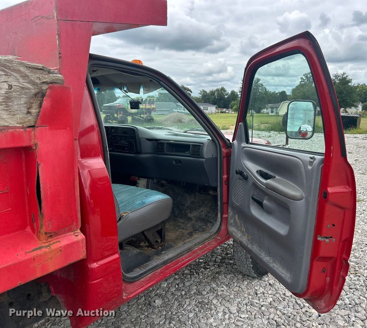image for item ET3080 1997 Dodge Ram 3500 dump bed pickup truck