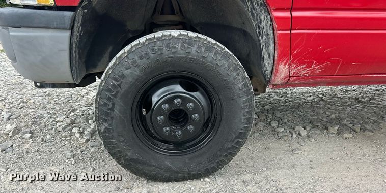 image for item ET3080 1997 Dodge Ram 3500 dump bed pickup truck