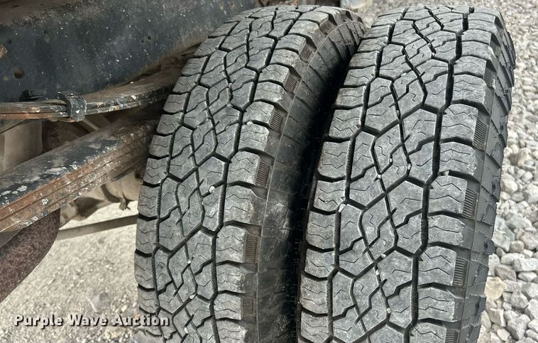 image for item ET3080 1997 Dodge Ram 3500 dump bed pickup truck