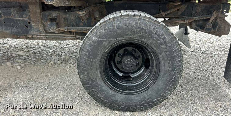 image for item ET3080 1997 Dodge Ram 3500 dump bed pickup truck