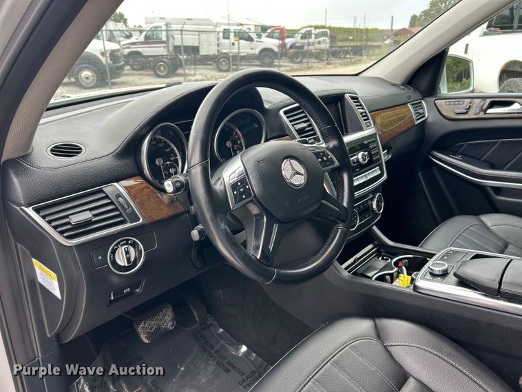 image for item ET3135 2013 Mercedes-Benz GL450 SUV