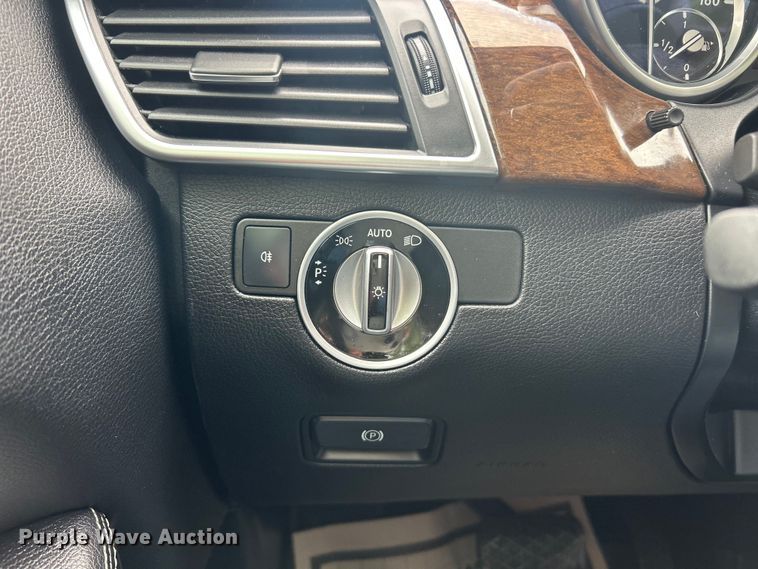 image for item ET3135 2013 Mercedes-Benz GL450 SUV