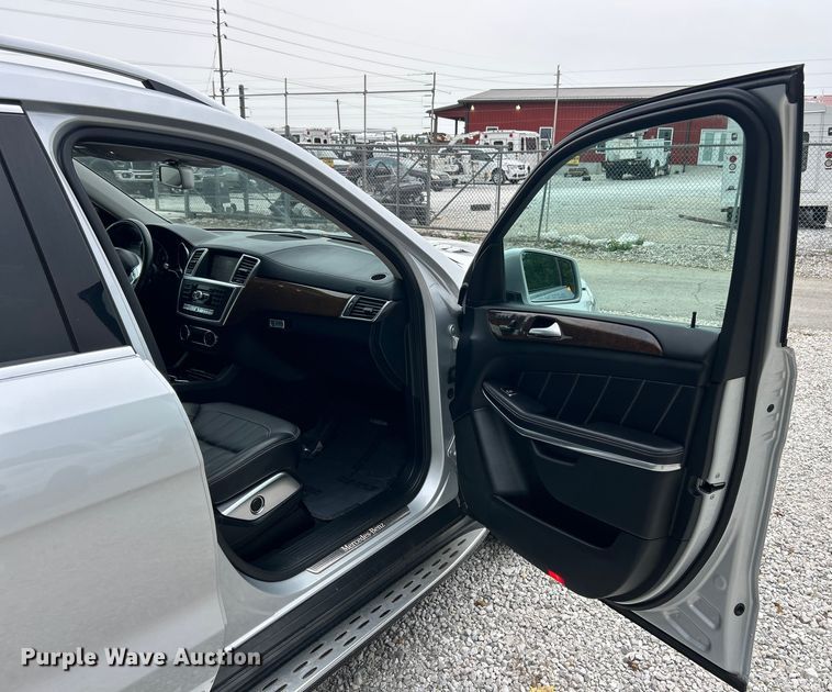 image for item ET3135 2013 Mercedes-Benz GL450 SUV