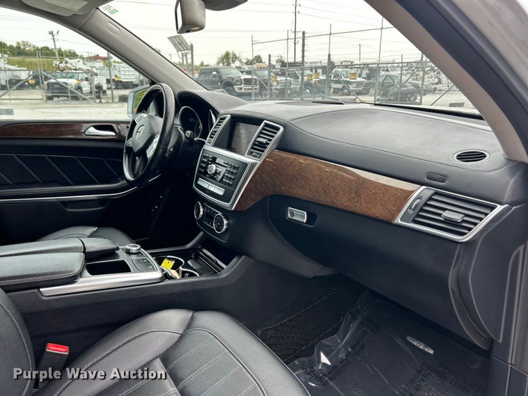 image for item ET3135 2013 Mercedes-Benz GL450 SUV