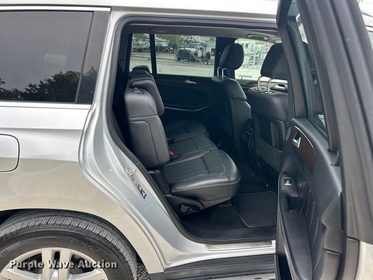 image for item ET3135 2013 Mercedes-Benz GL450 SUV