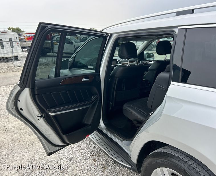 image for item ET3135 2013 Mercedes-Benz GL450 SUV