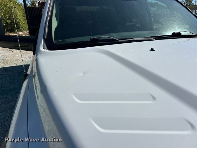 image for item ET3223 2014 Dodge Ram 4500HD Crew Cab flatbed truck