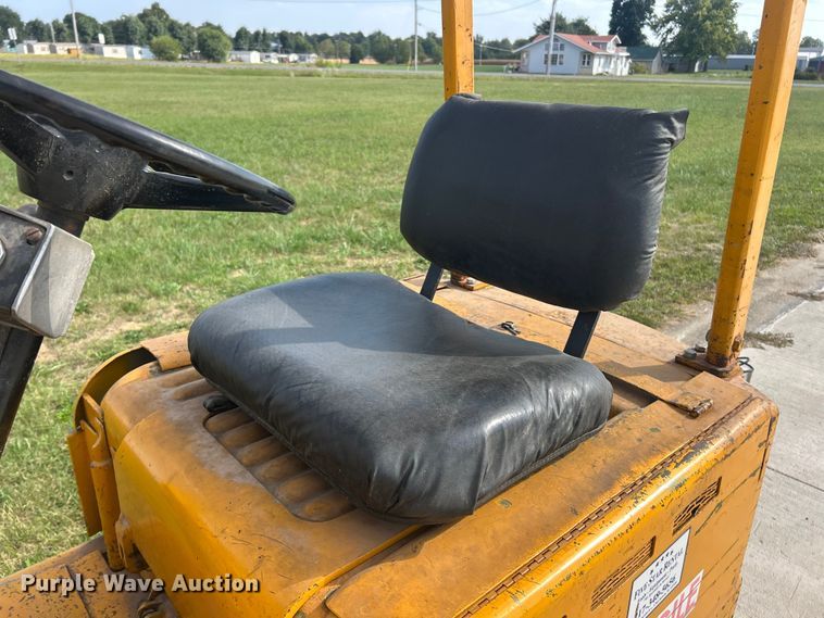 image for item ET3236 Clark EC500-S30D forklift